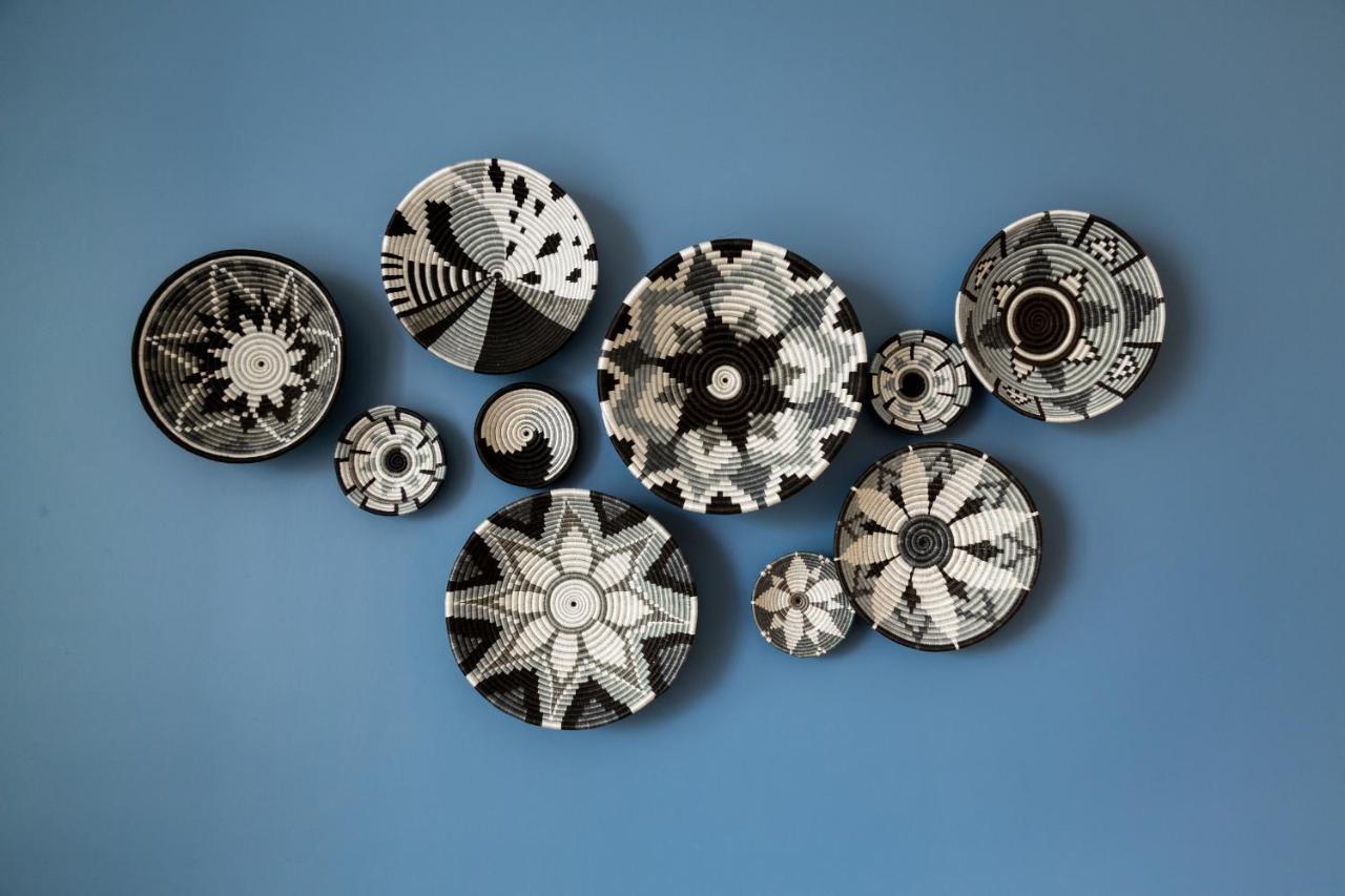 Cloud 7 Residences Ayla Aqaba Exterior foto Ceramic bowls by the artist