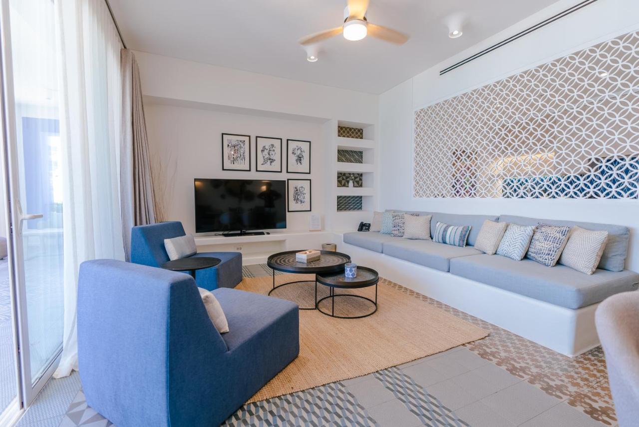 Cloud 7 Residences Ayla Aqaba Exterior foto Living room