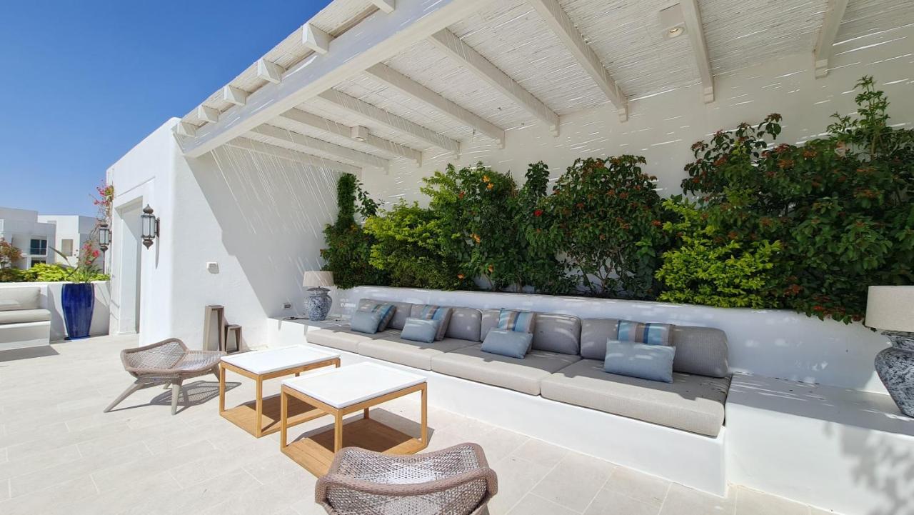 Cloud 7 Residences Ayla Aqaba Exterior foto The Pergola