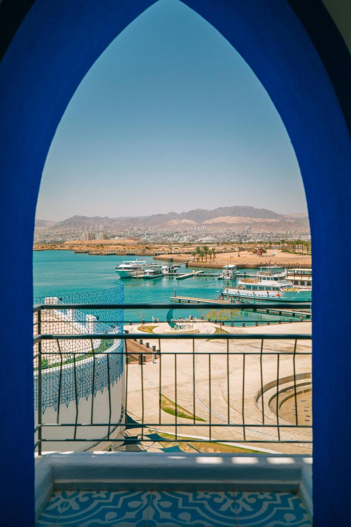 Cloud 7 Residences Ayla Aqaba Exterior foto Marina